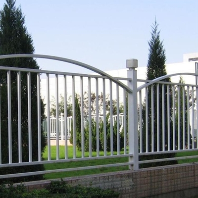 圍墻護(hù)欄網(wǎng) 構(gòu)筑安全邊界的圍欄設(shè)施